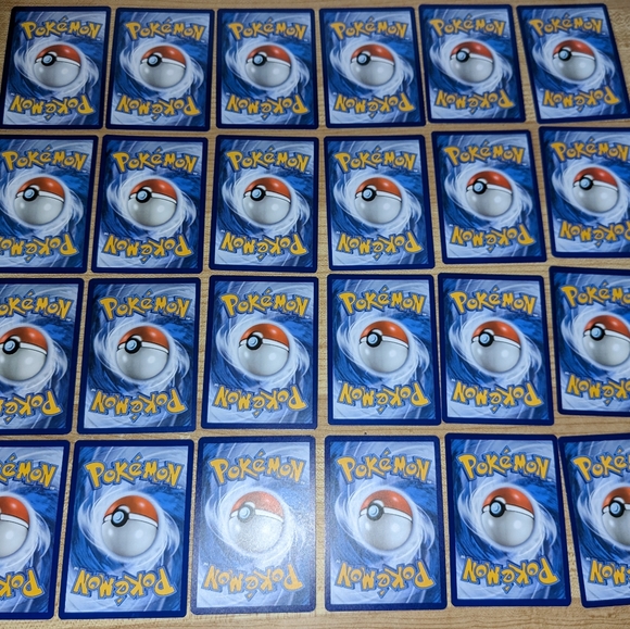 Pokemon Go holo and reverse bundle - Picture 6 of 6